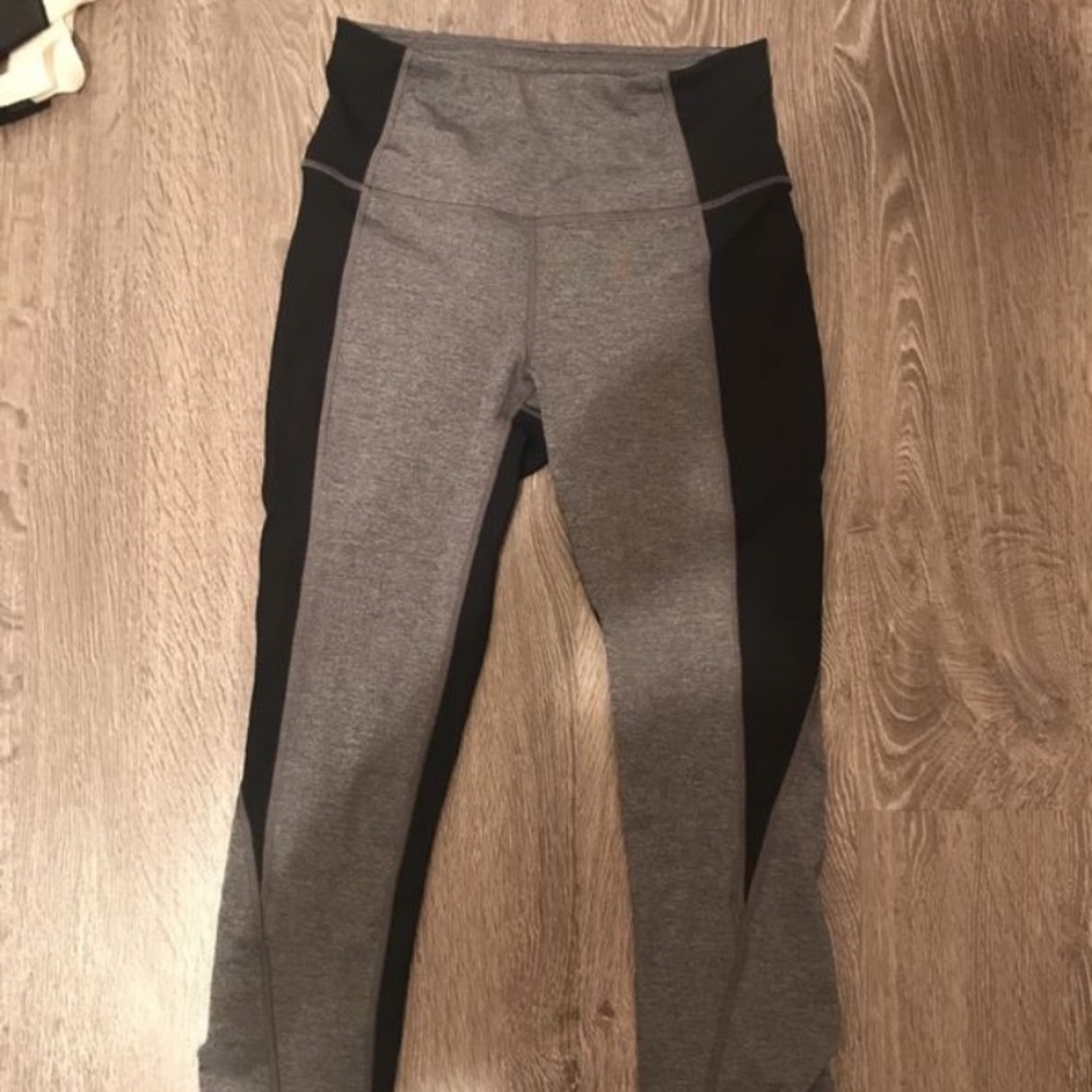 Lululemon black and grey pants (size 6)